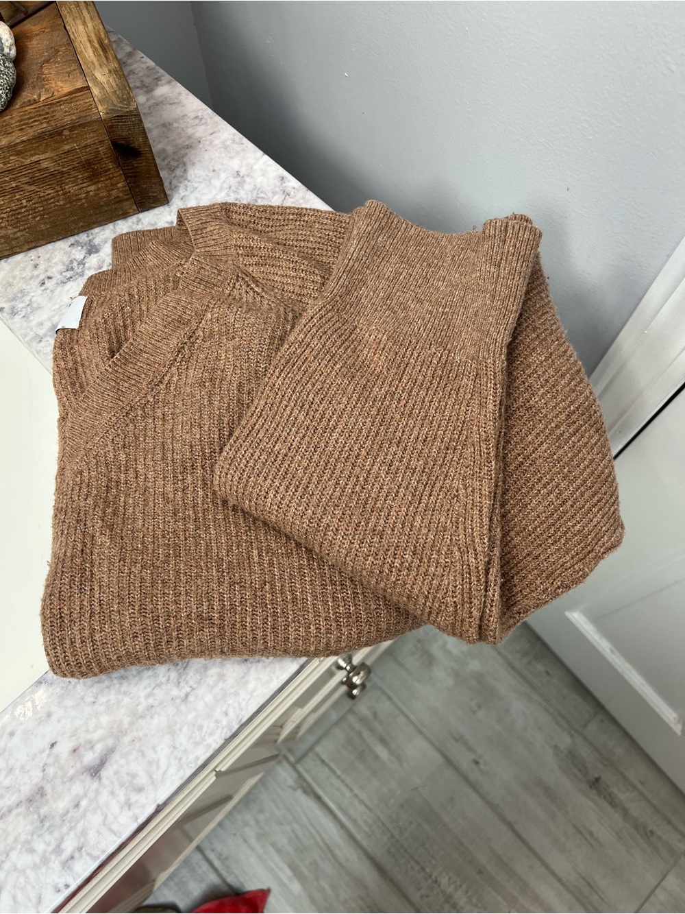 Old Navy Sweater